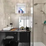 Castle - Prime Location, Historic Center, Castle View, Fast Internet - By Rentujemy Appartement *