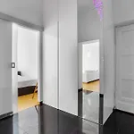 Castle - Prime Location, Historic Center, Castle View, Fast Internet - By Rentujemy * Varsovie