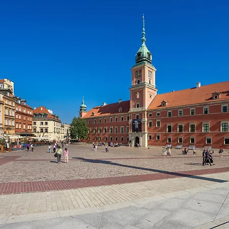 Apartment Castle - Prime Location, Historic Center, Castle View, Fast Internet - By Rentujemy Warschau